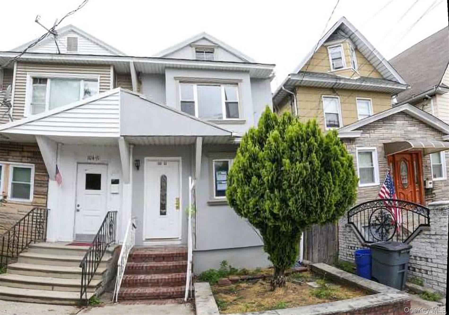 104-33 88th Avenue, Richmond Hill