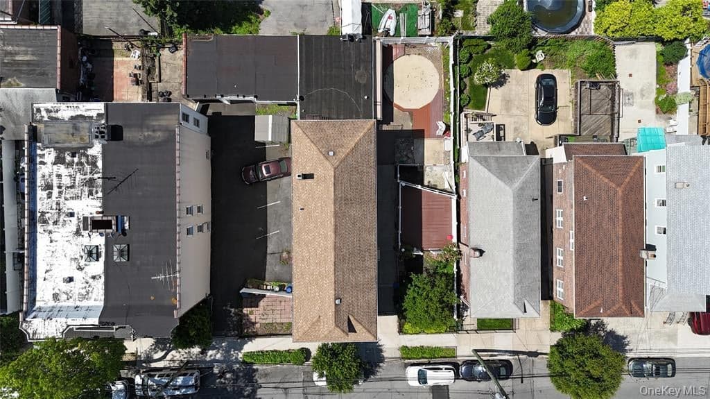2877 Harrington Avenue thumbnail 4