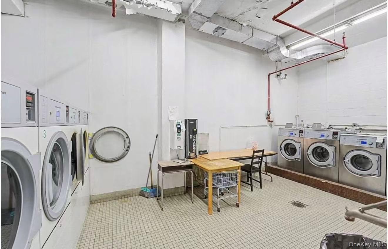 60 Henry Street Unit: 15F2 thumbnail 8