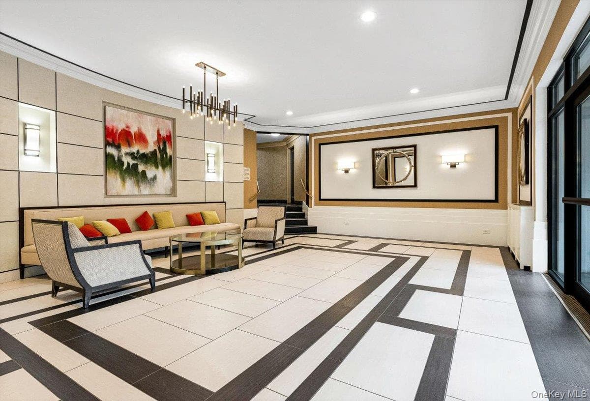 100-11 67th Road Unit: 103 thumbnail 3