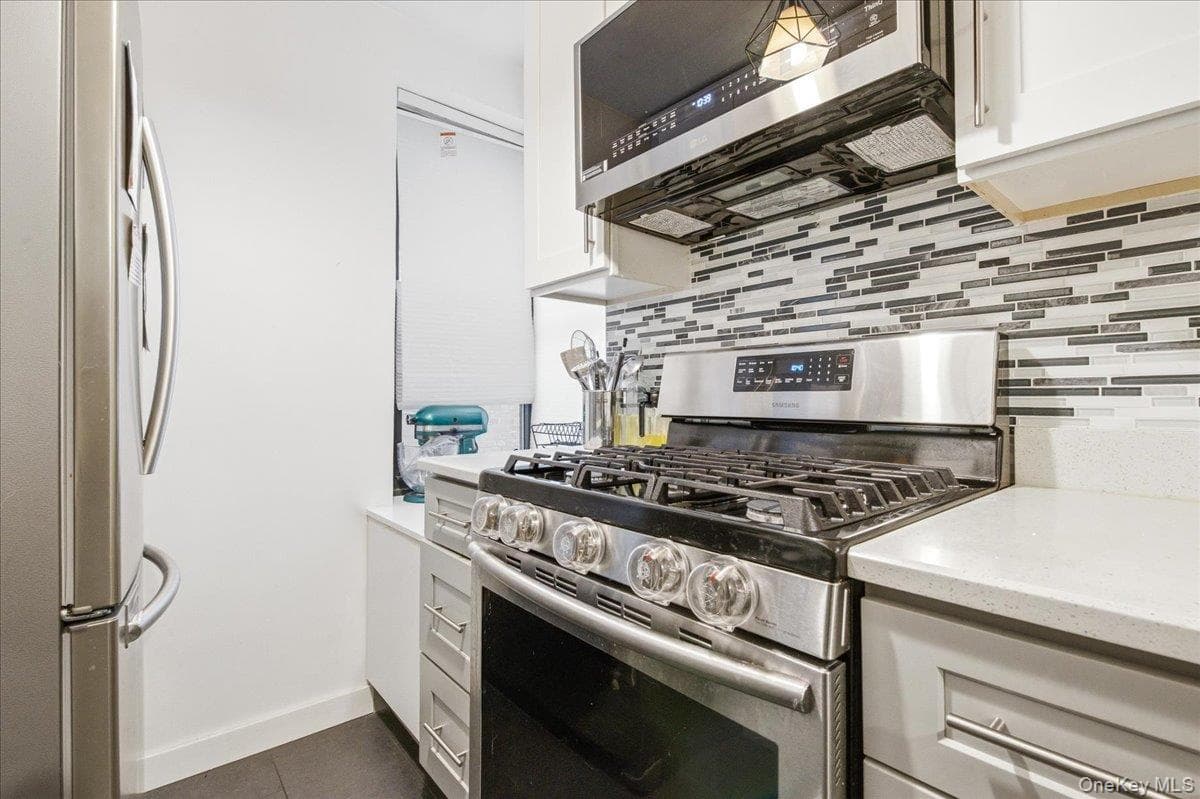 100-11 67th Road Unit: 103 thumbnail 16