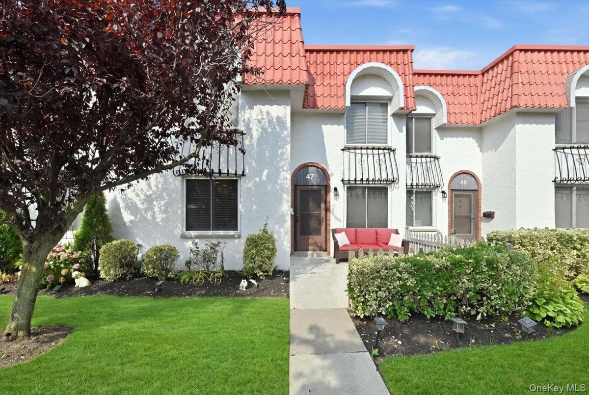 47 Alhambra Drive thumbnail 31