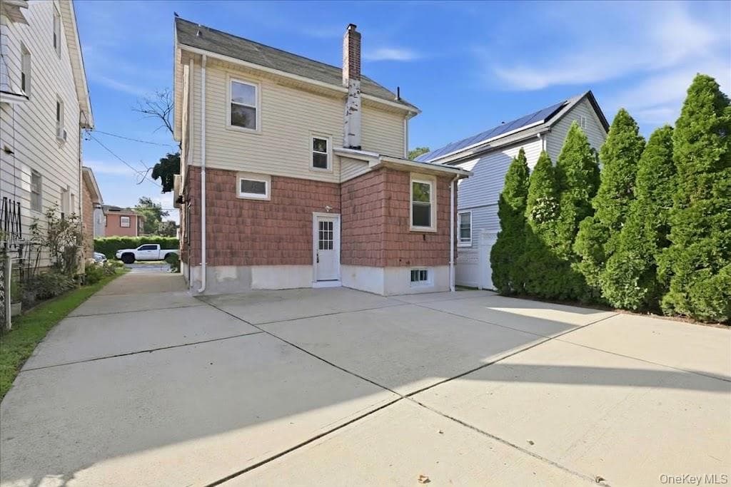 22237 Edmore Avenue thumbnail 27