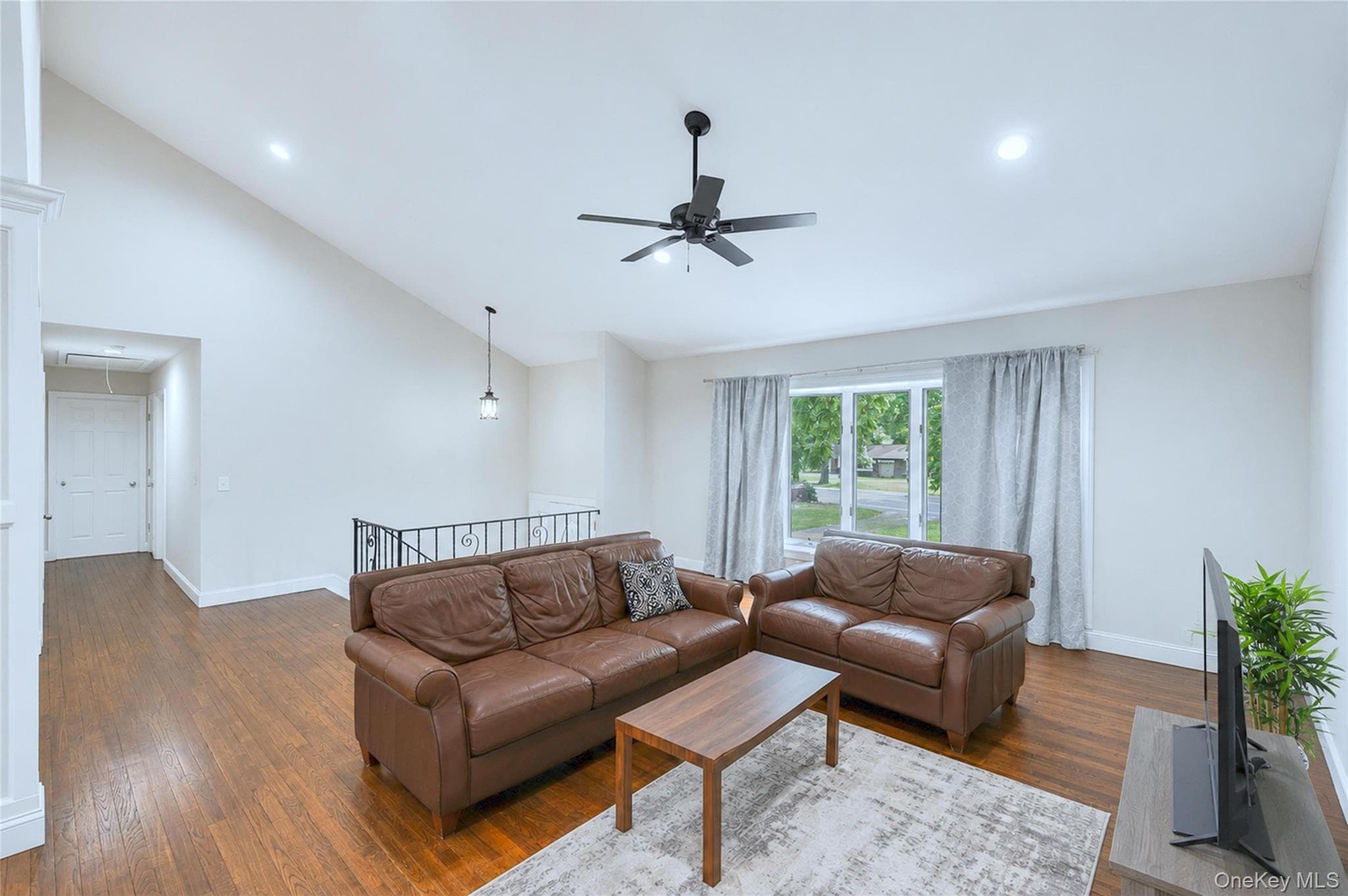 87 Holbrook Road thumbnail 11