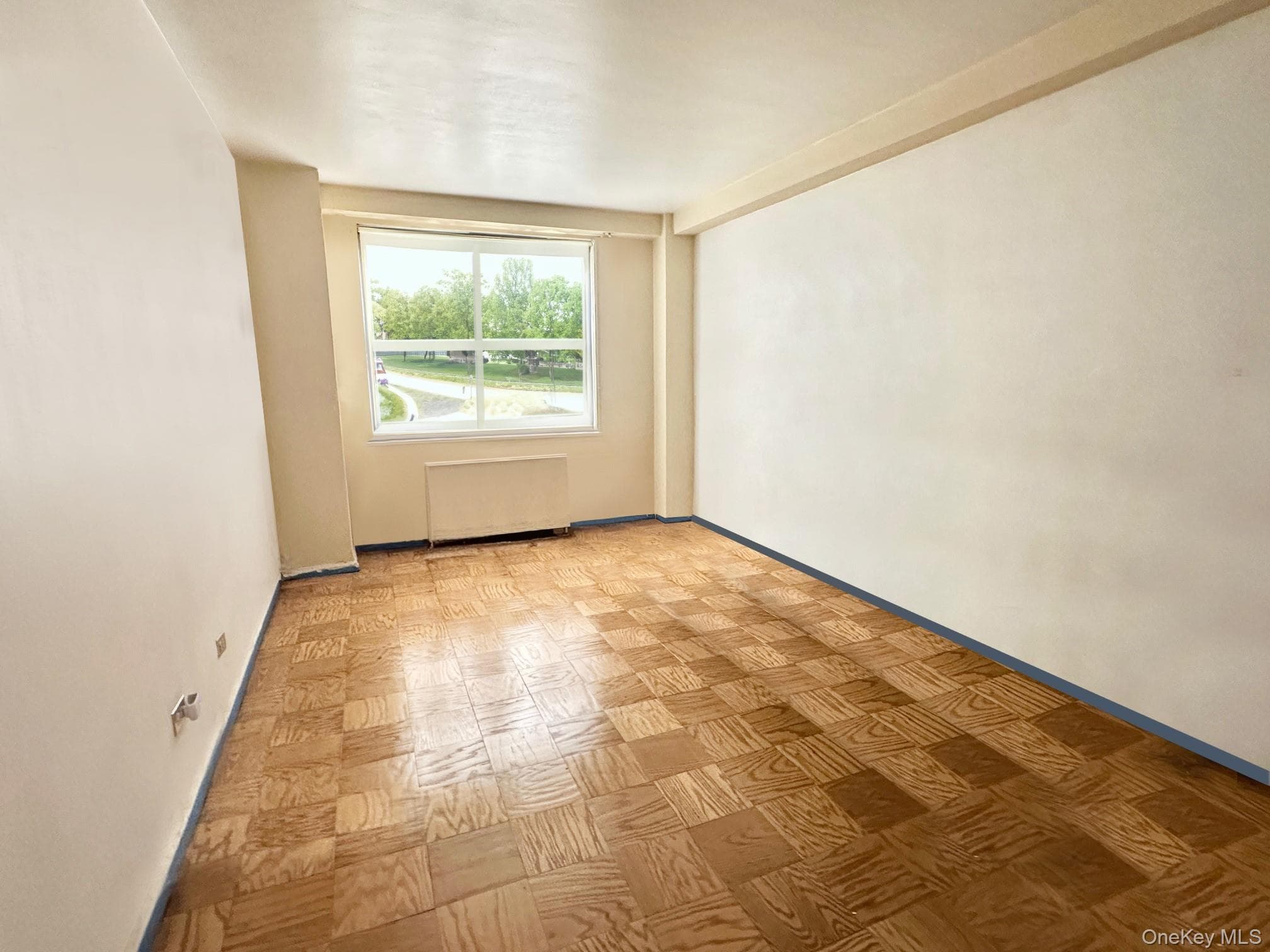 61-20 Grand Central Parkway Unit: C102 thumbnail 4