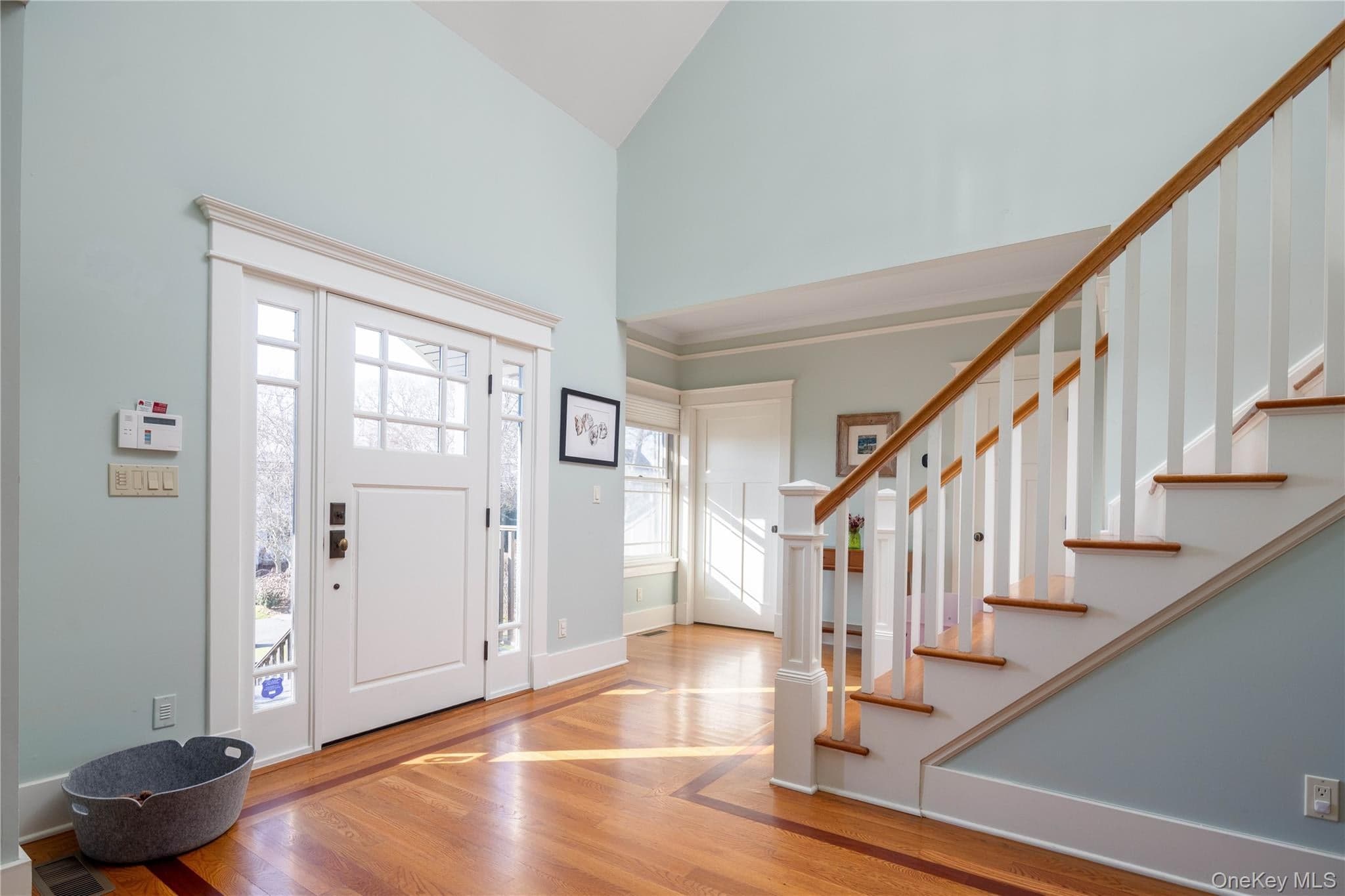 1600 Westview Drive thumbnail 4
