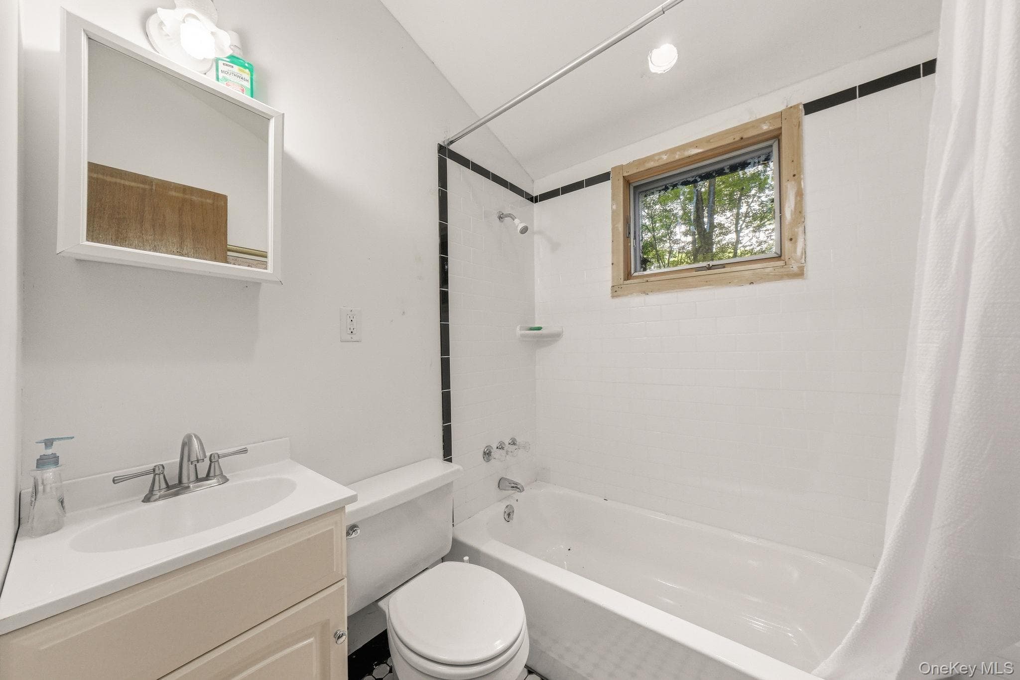 315 S Shore Drive thumbnail 13