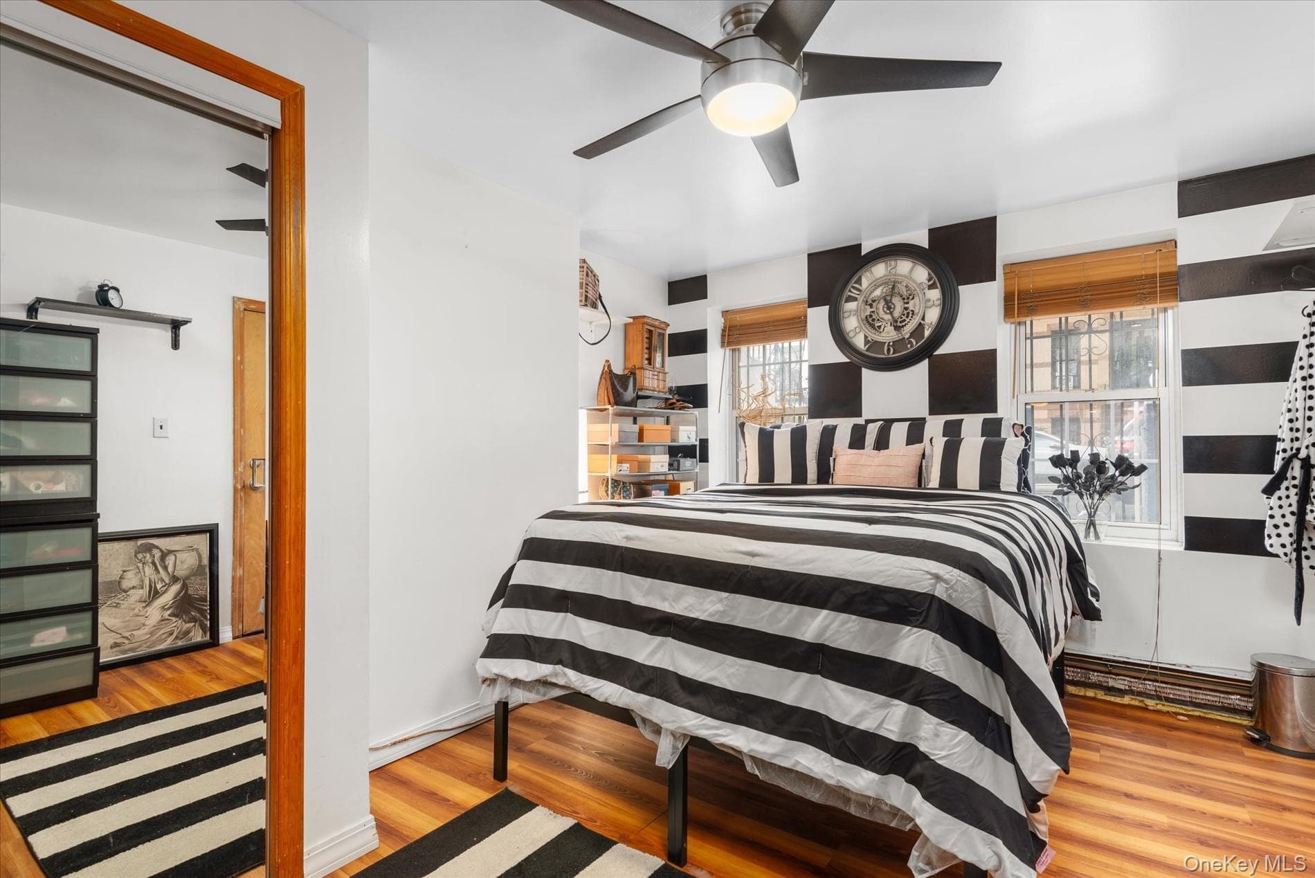 1241 Putnam Avenue thumbnail 5