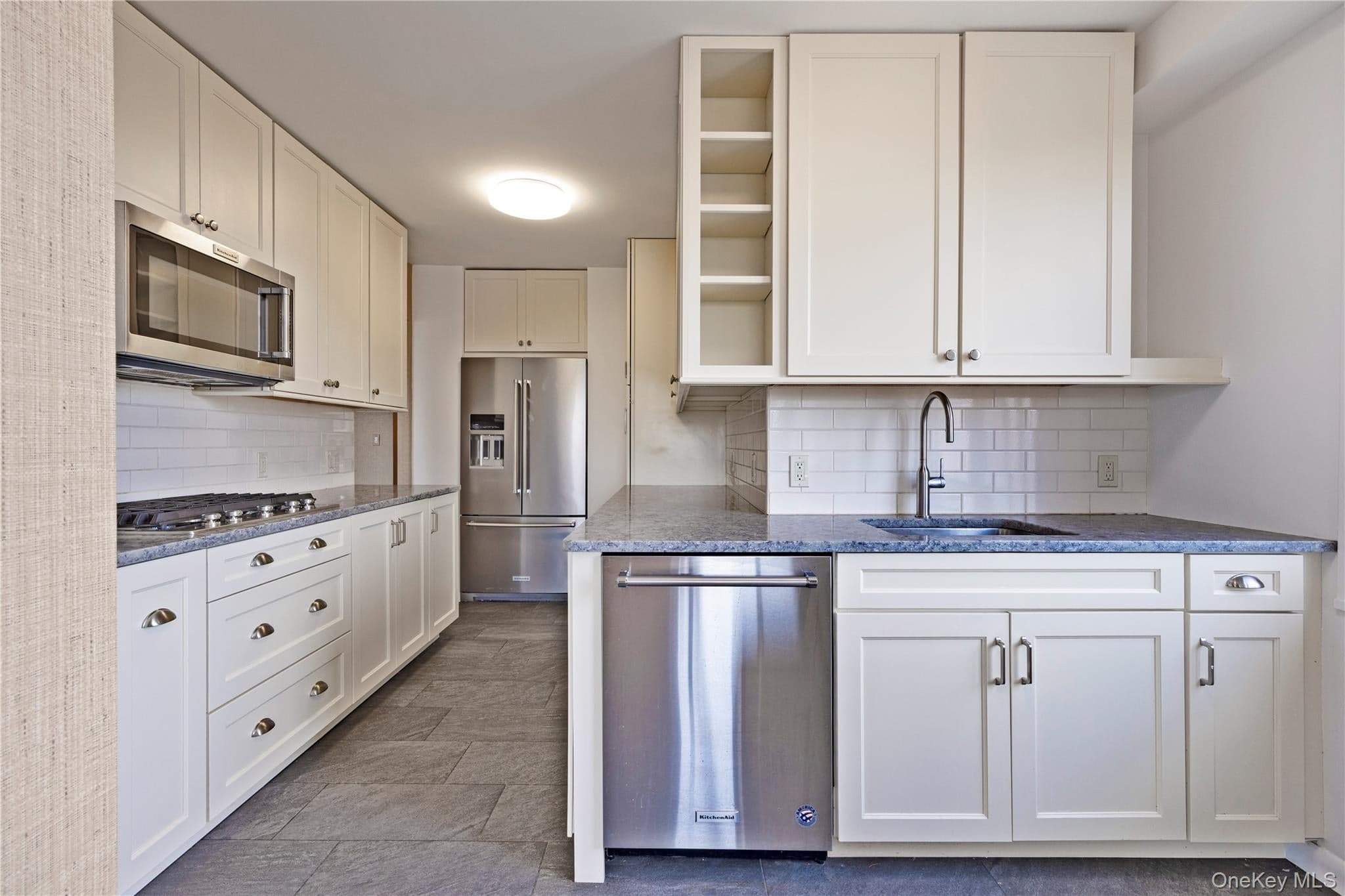 3333 Henry Hudson Parkway Unit: 12S thumbnail 3