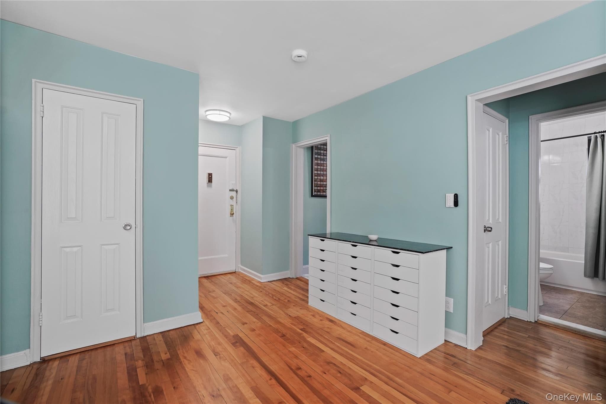 330 S Broadway Unit: D11 thumbnail 3