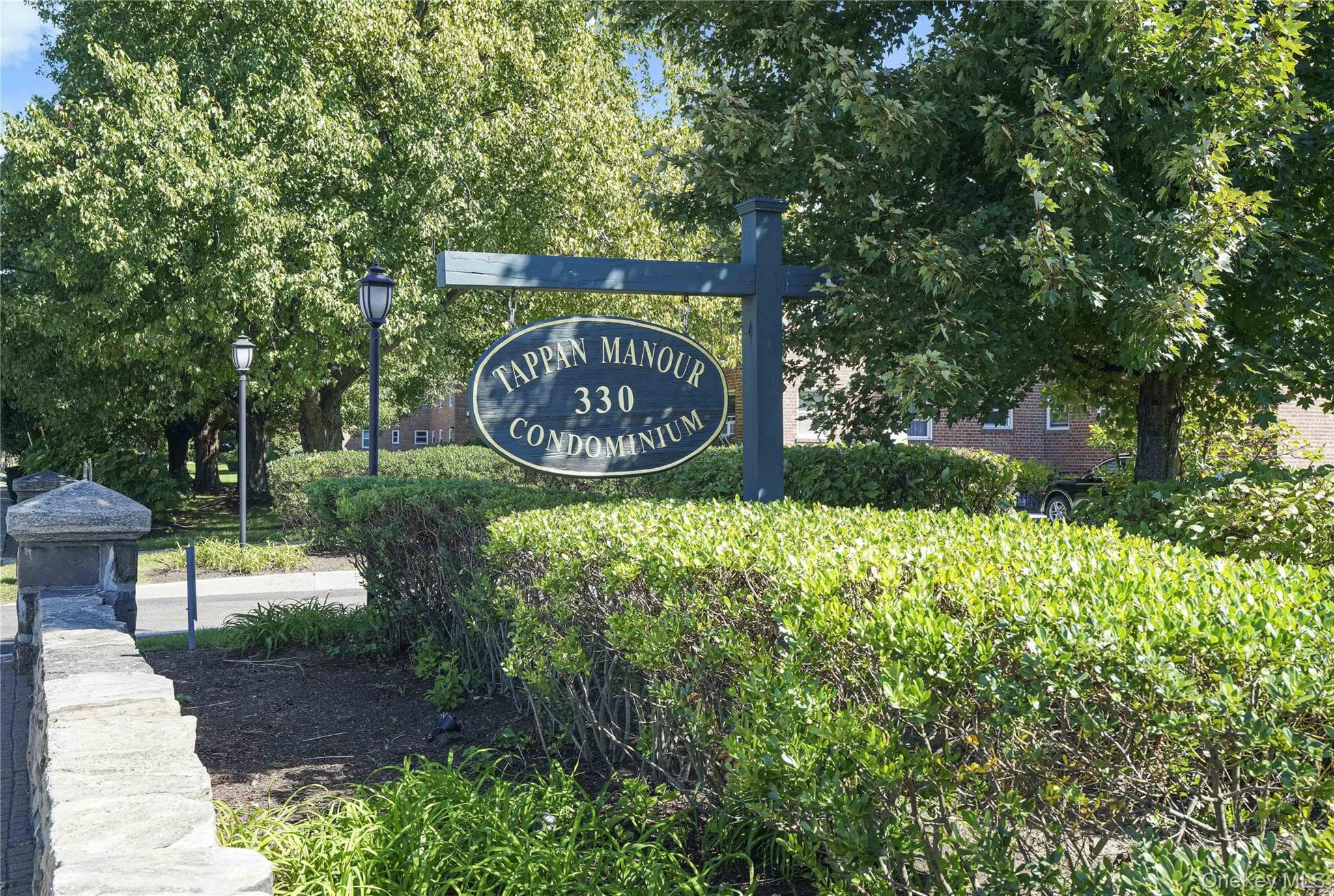 330 S Broadway Unit: D11, Tarrytown