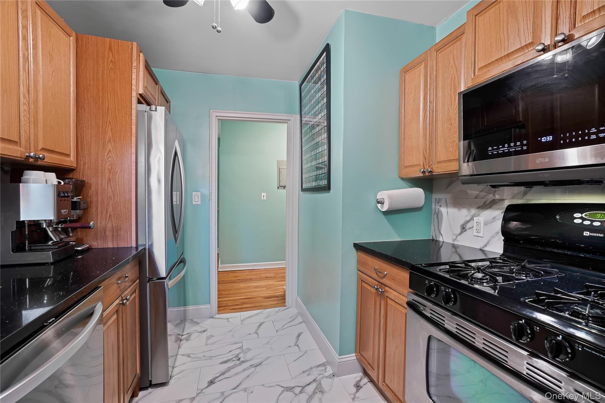 330 S Broadway Unit: D11 thumbnail 7