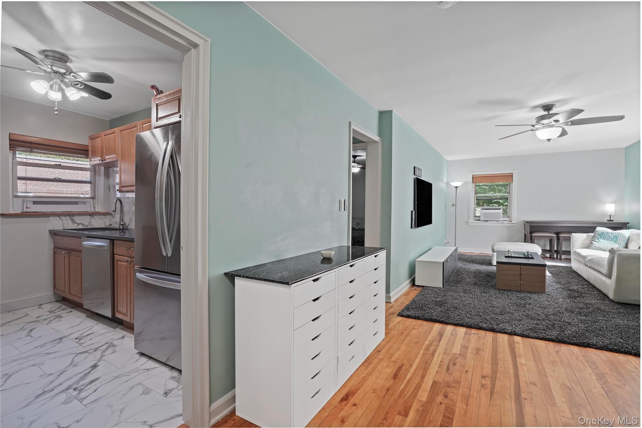 330 S Broadway Unit: D11 thumbnail 4