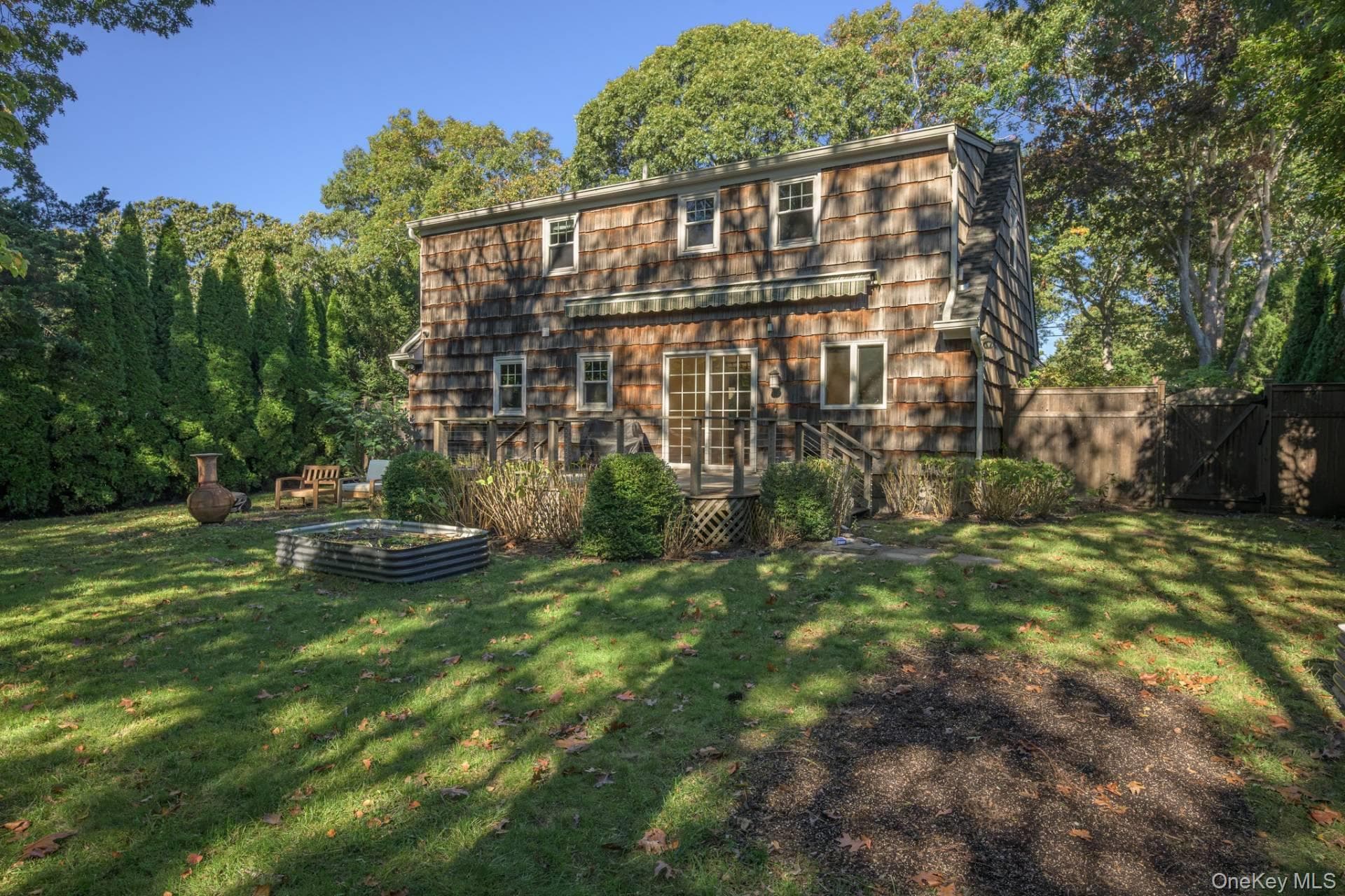 11 Nassau Road thumbnail 5