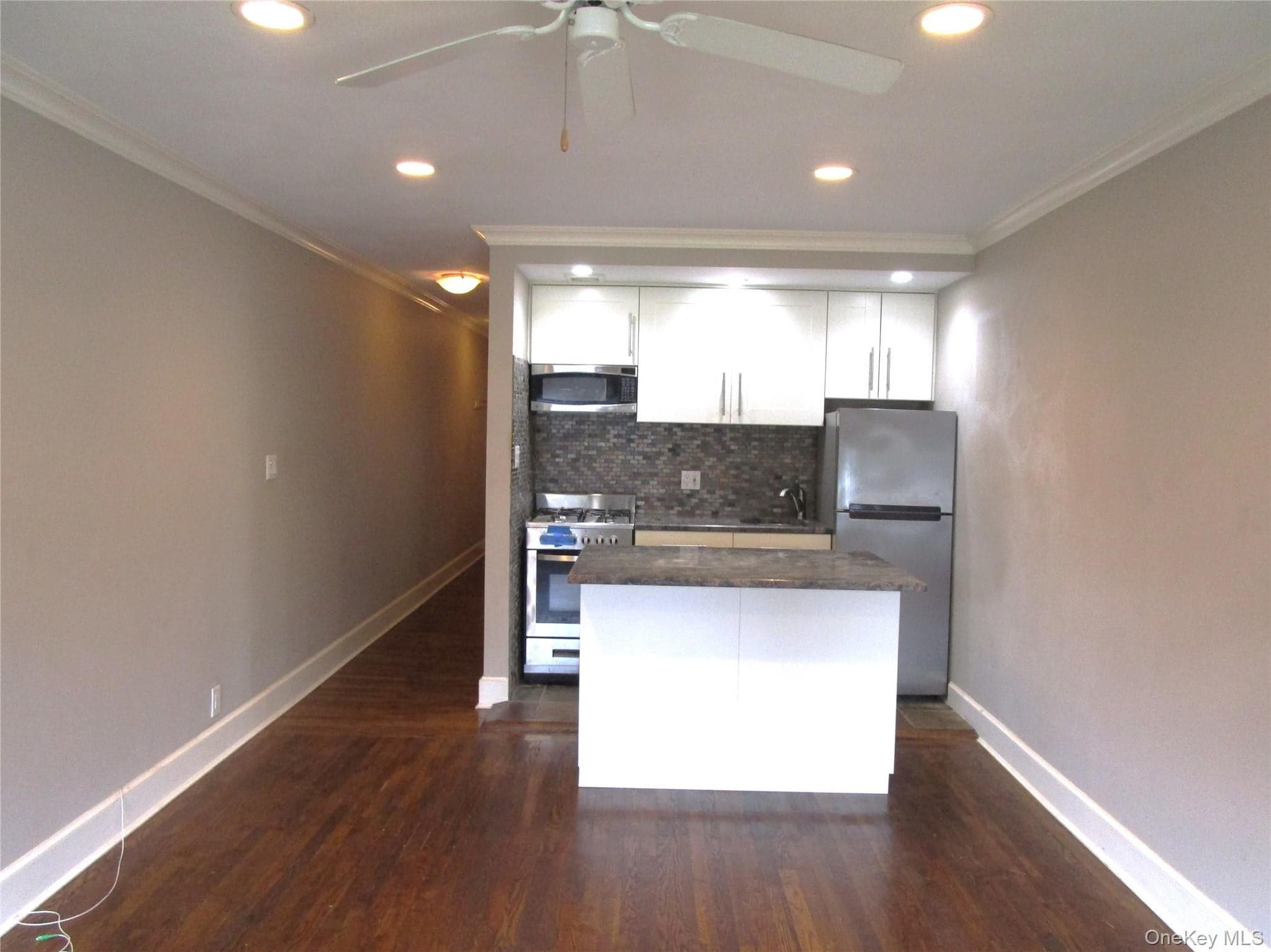 324 Post Avenue Unit: 11-I thumbnail 9