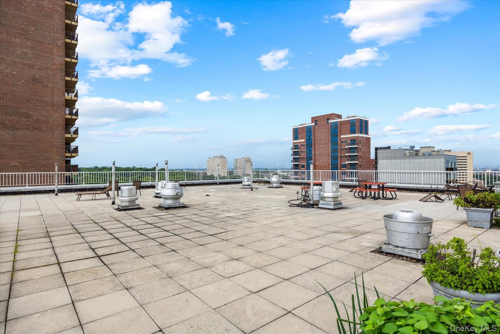 125-10 Queens Boulevard Unit: 716 thumbnail 18