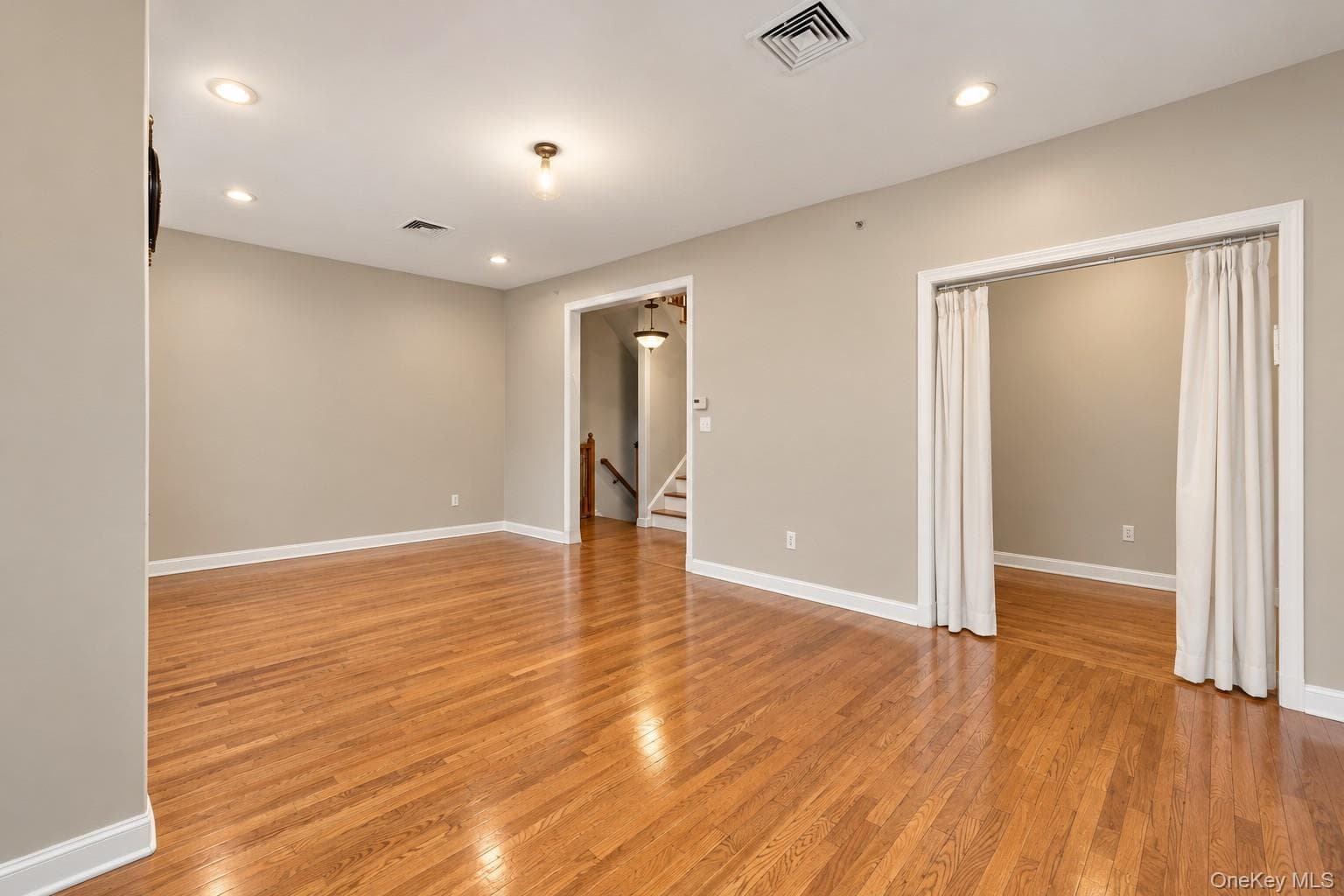12 Widman Court Unit: 201 thumbnail 12