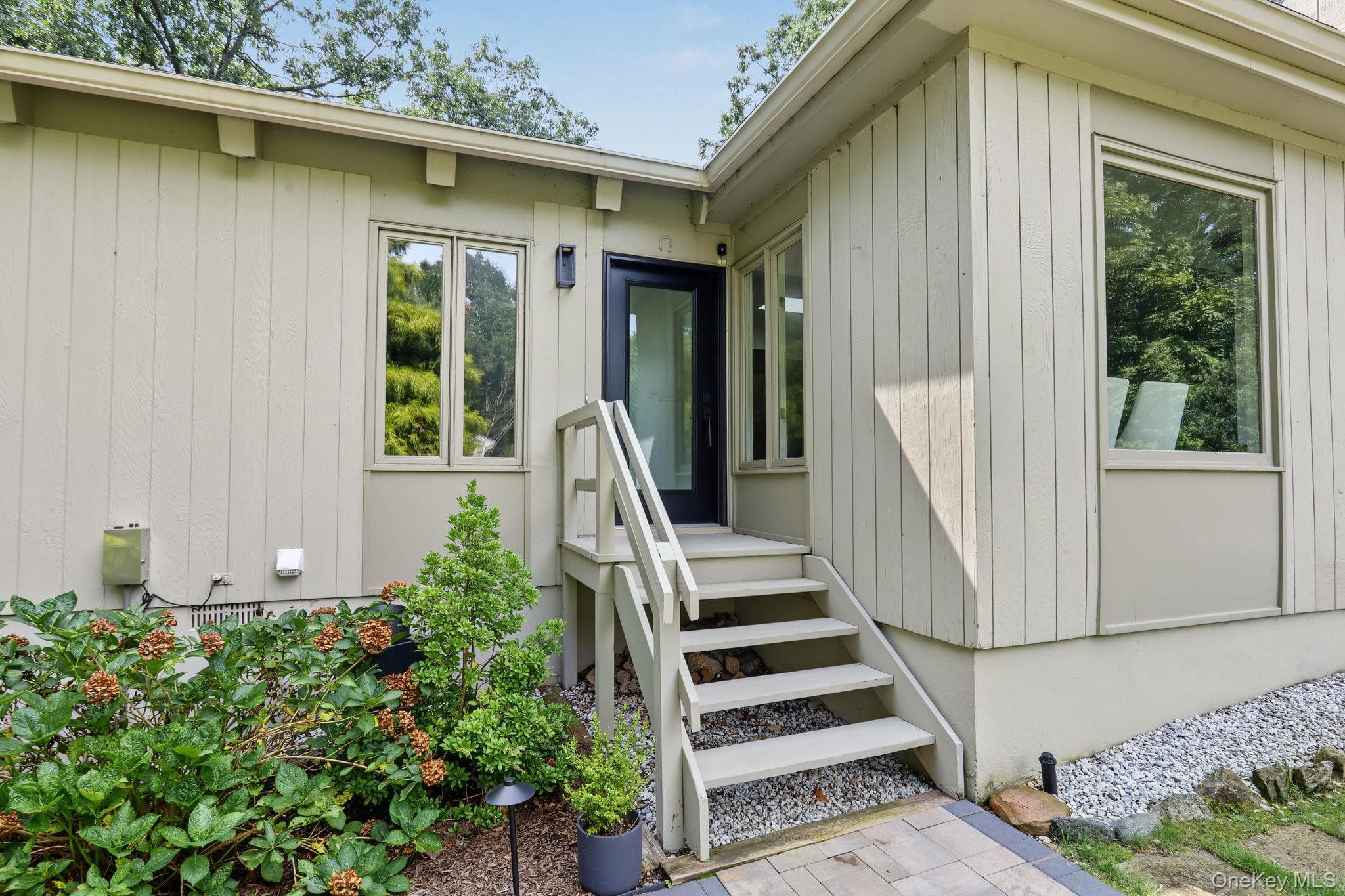 4 Leatherstocking Lane photo 1