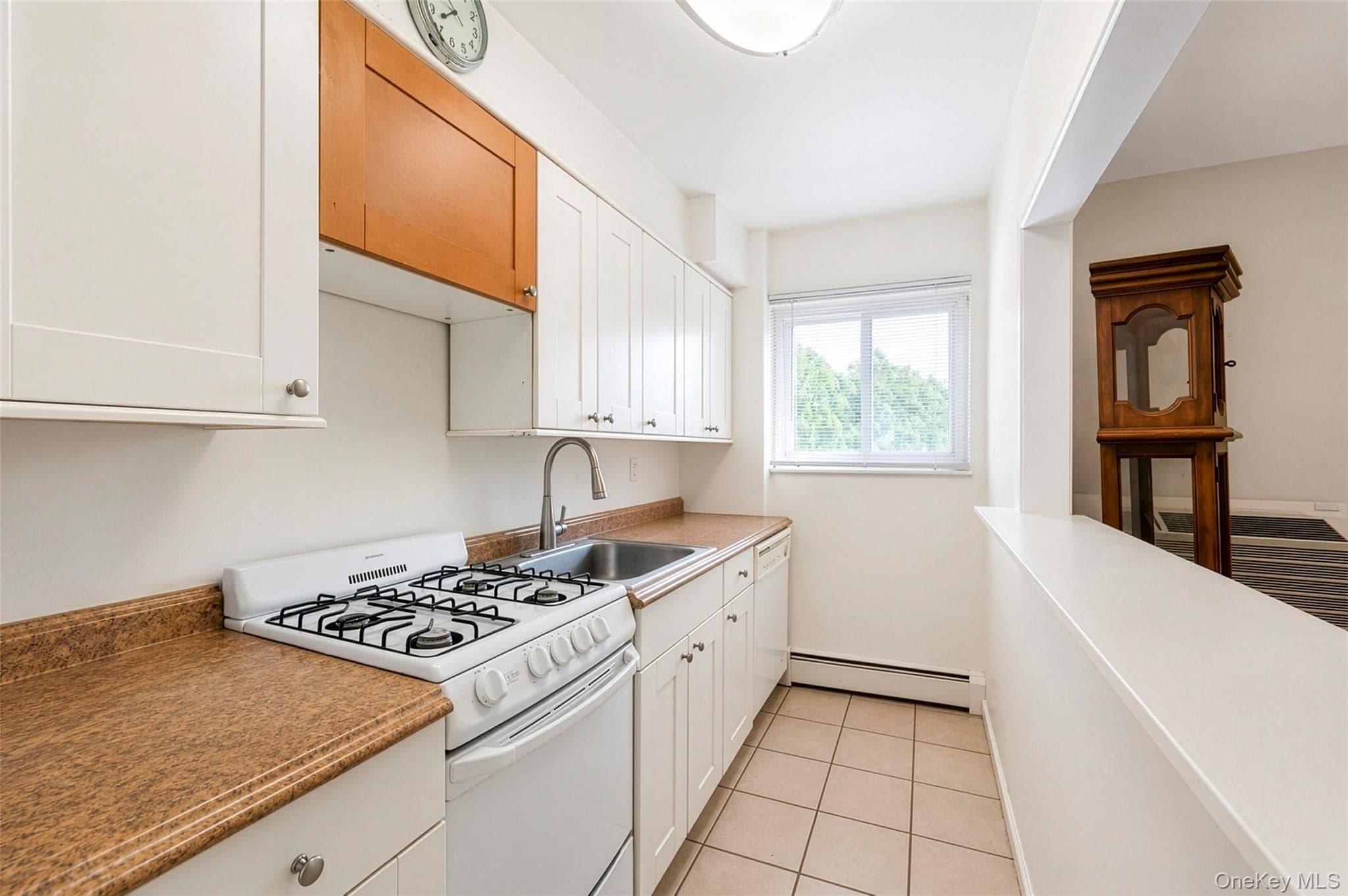 263 N Newbridge Road thumbnail 11