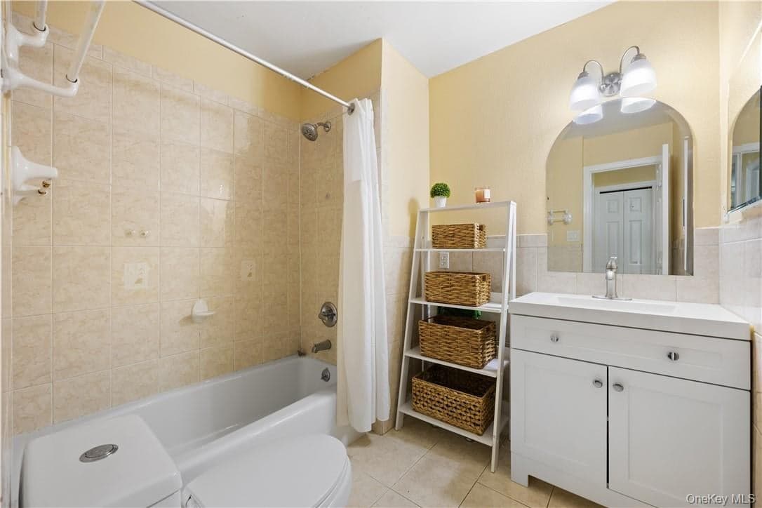 315 Woodland Hills Road thumbnail 16