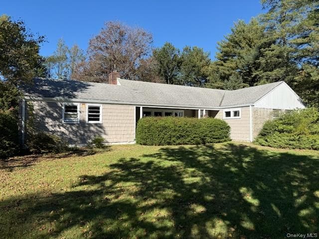 416 9th Avenue, East Northport