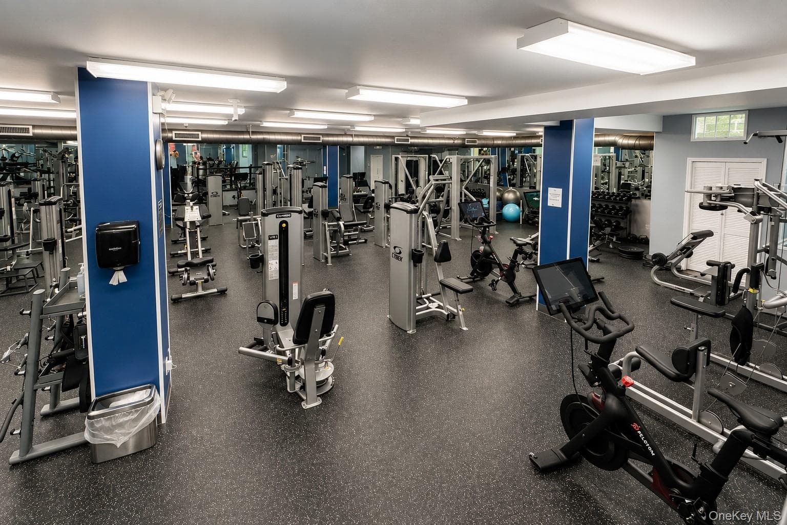 18-15 215th Street Unit: 2L thumbnail 10