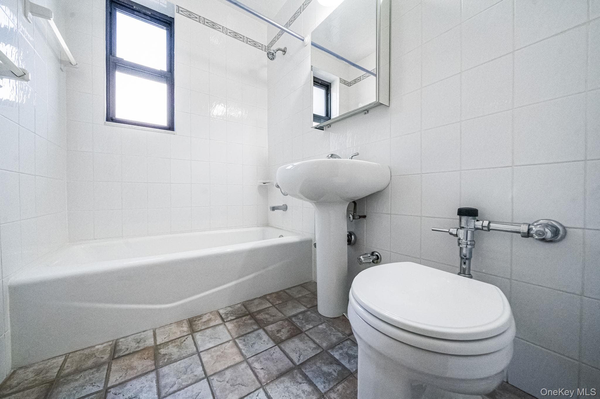 83-85 Woodhaven Boulevard Unit: 3L thumbnail 13