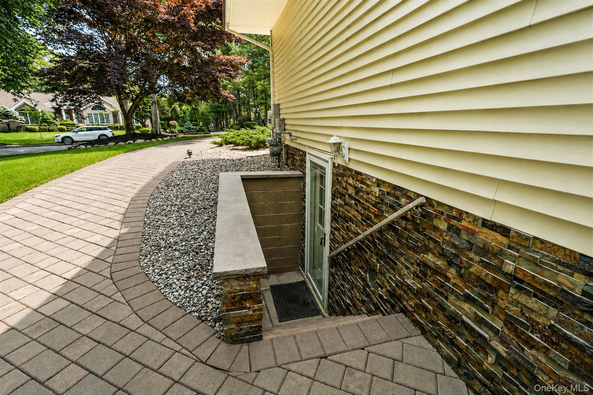 10 Williamsburg Drive thumbnail 24