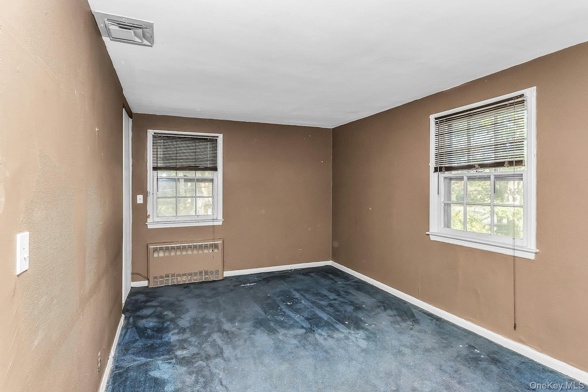 915 Glenwood Road thumbnail 21