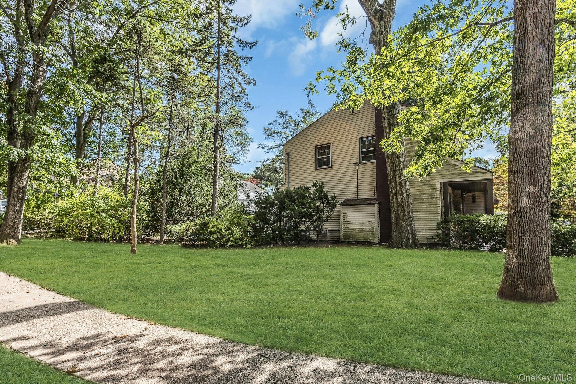 915 Glenwood Road thumbnail 28