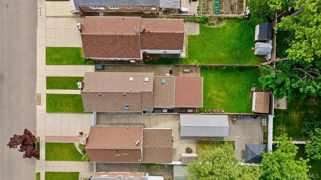 151-27 11th Avenue thumbnail 30