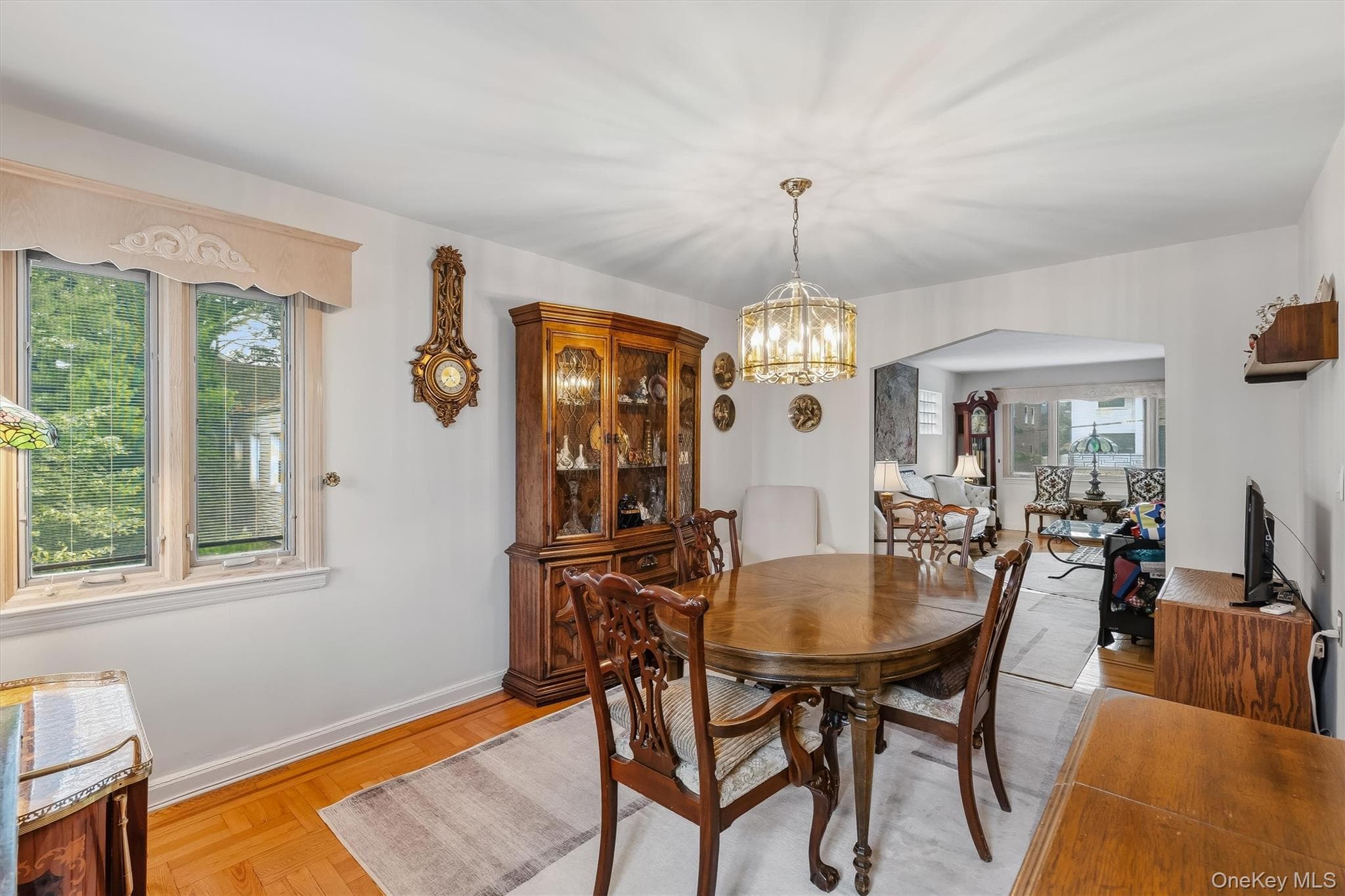 2324 Westervelt Avenue thumbnail 9