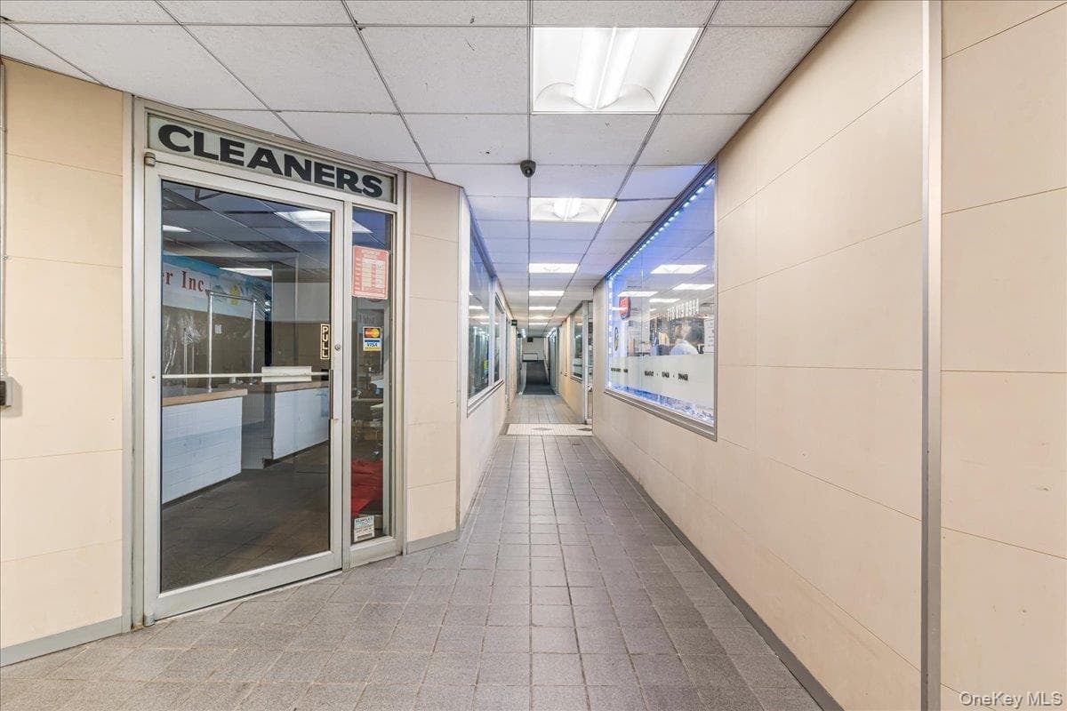 17-85 215th Street Unit: 11N thumbnail 28