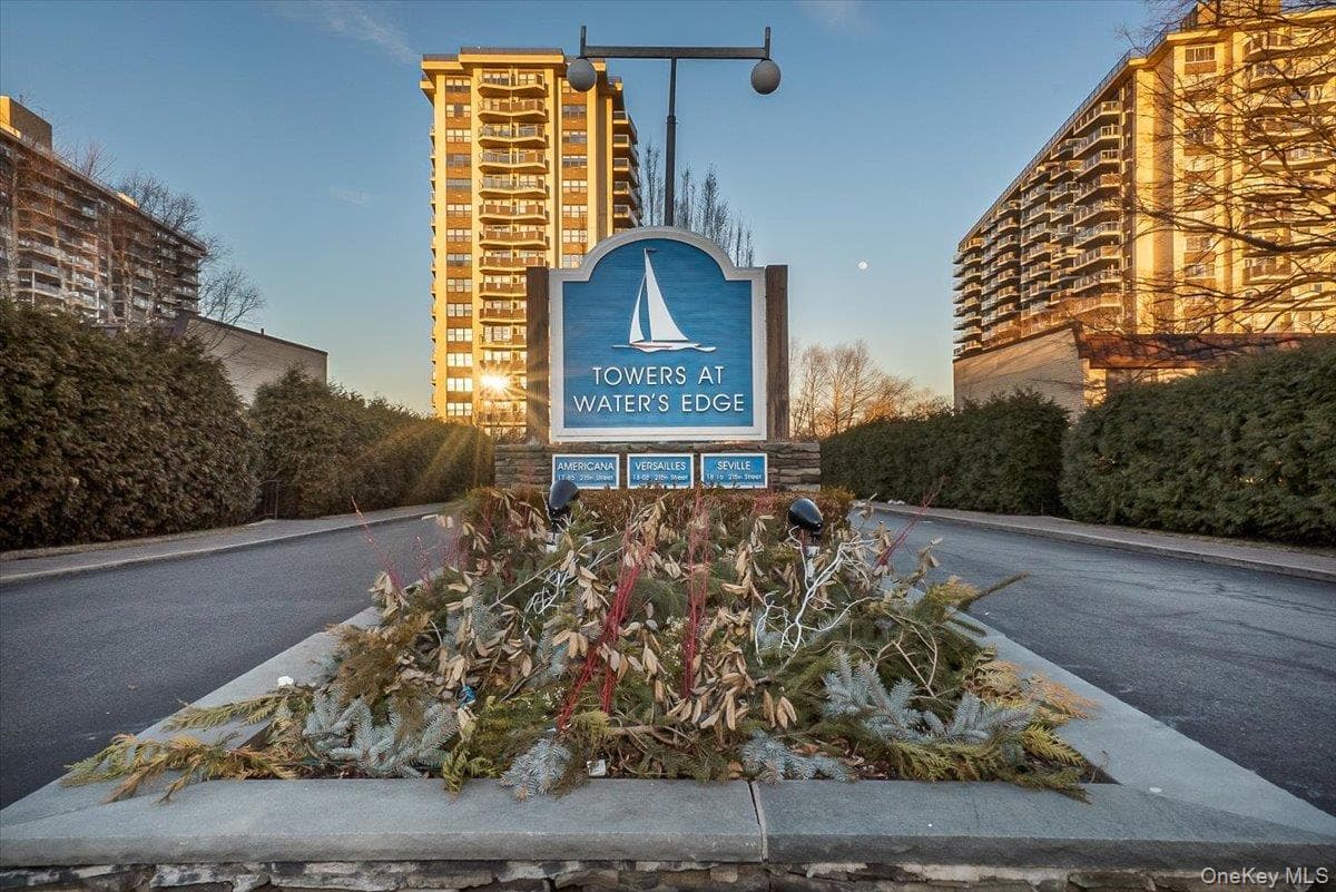 17-85 215th Street Unit: 11N thumbnail 43