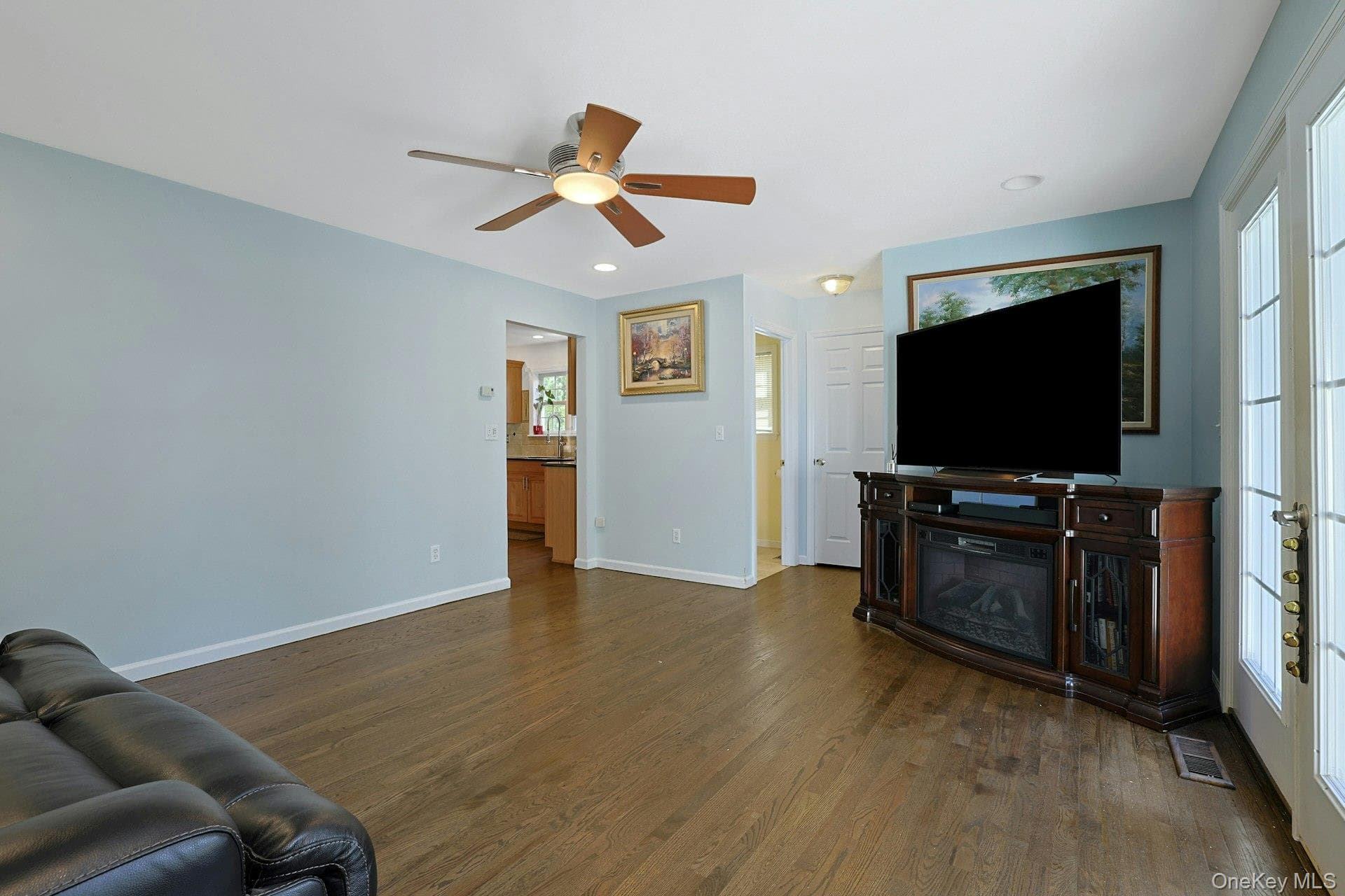 75 Franklin Avenue thumbnail 17