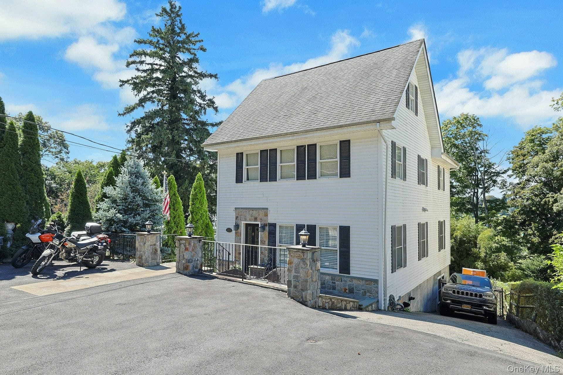75 Franklin Avenue thumbnail 2