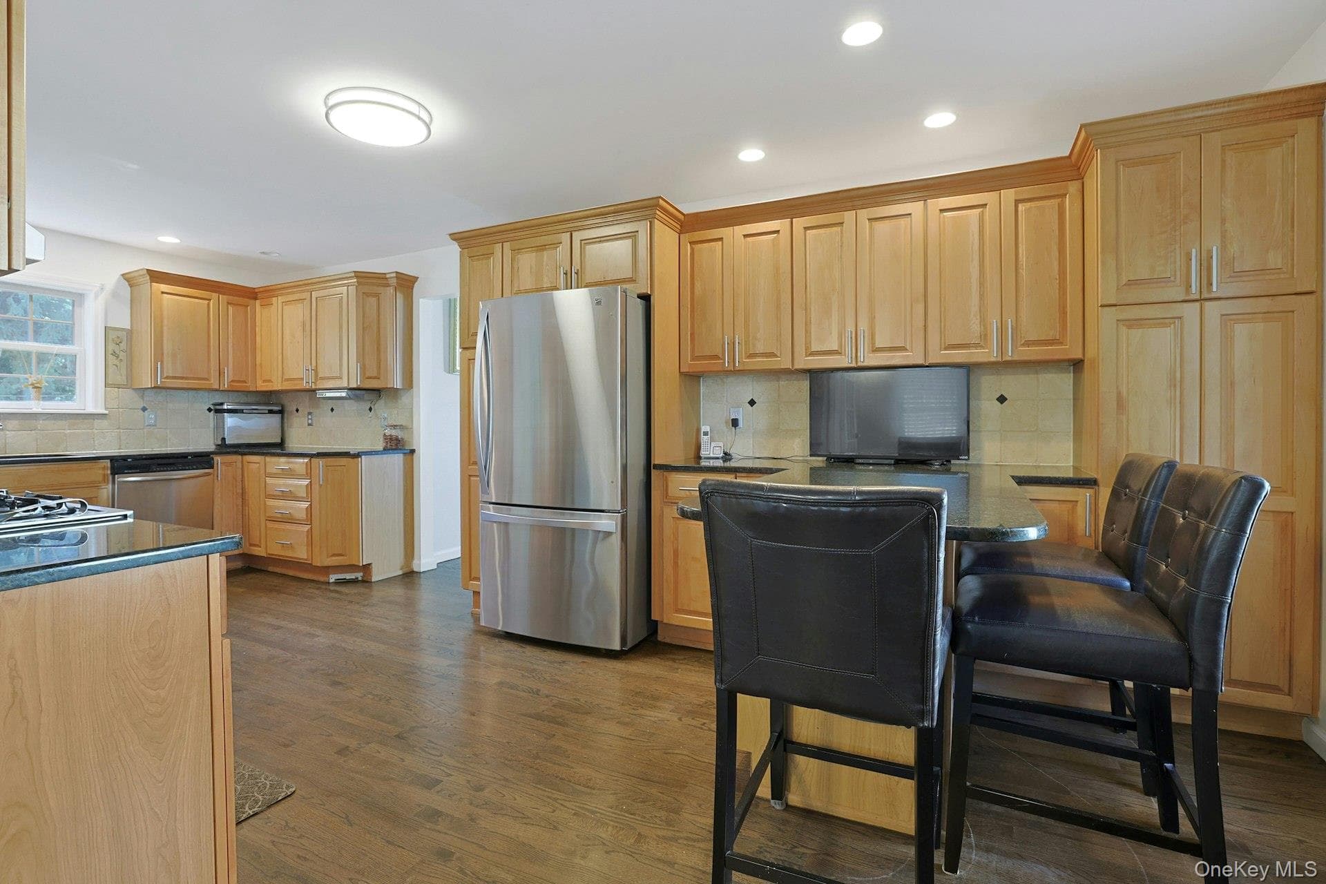 75 Franklin Avenue thumbnail 11