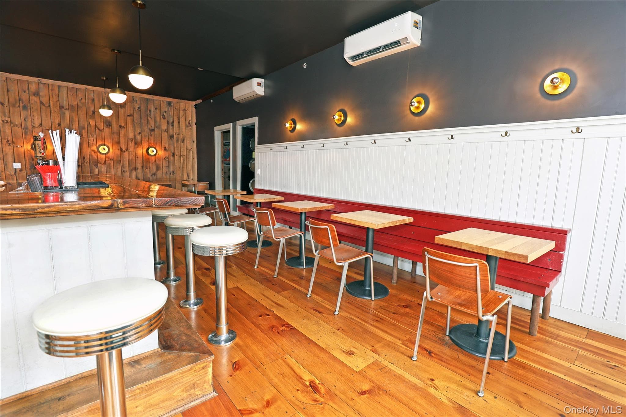 47 Lander Street thumbnail 4