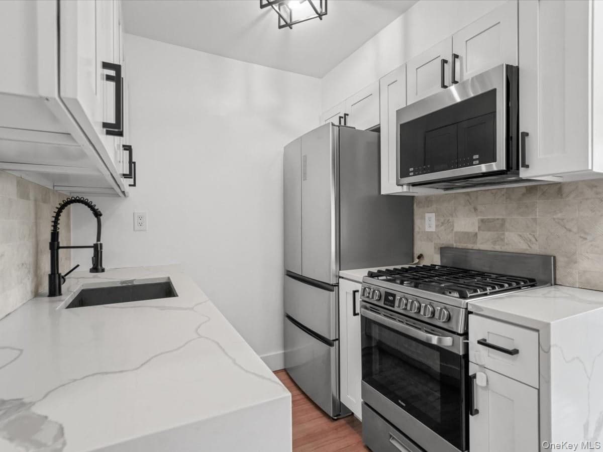 120-03 9th Avenue thumbnail 25