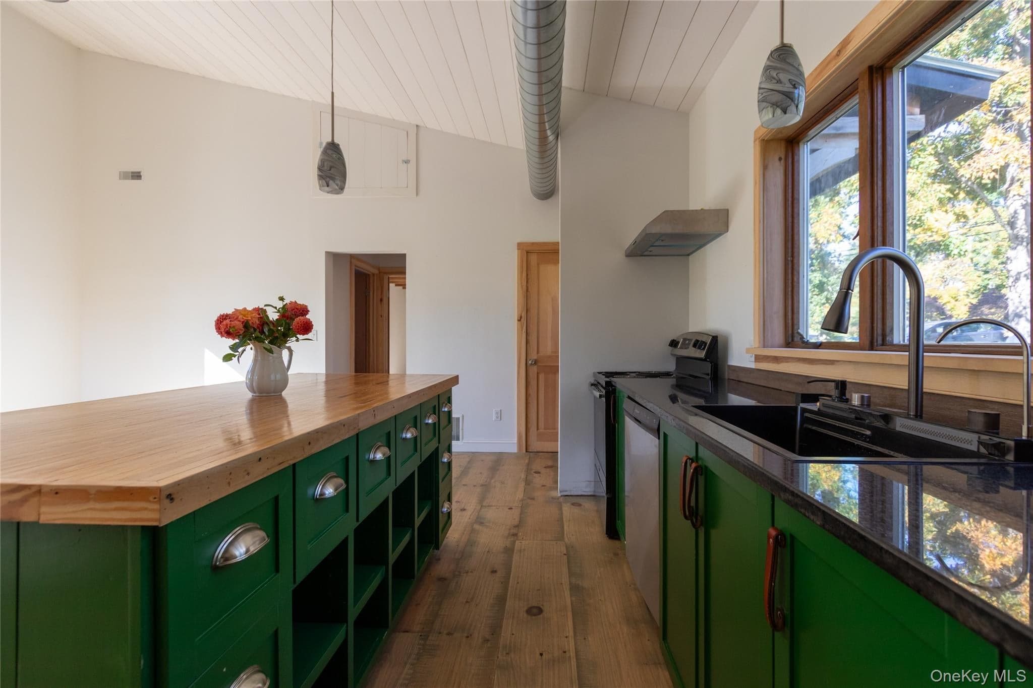1024 Livingston Road thumbnail 7