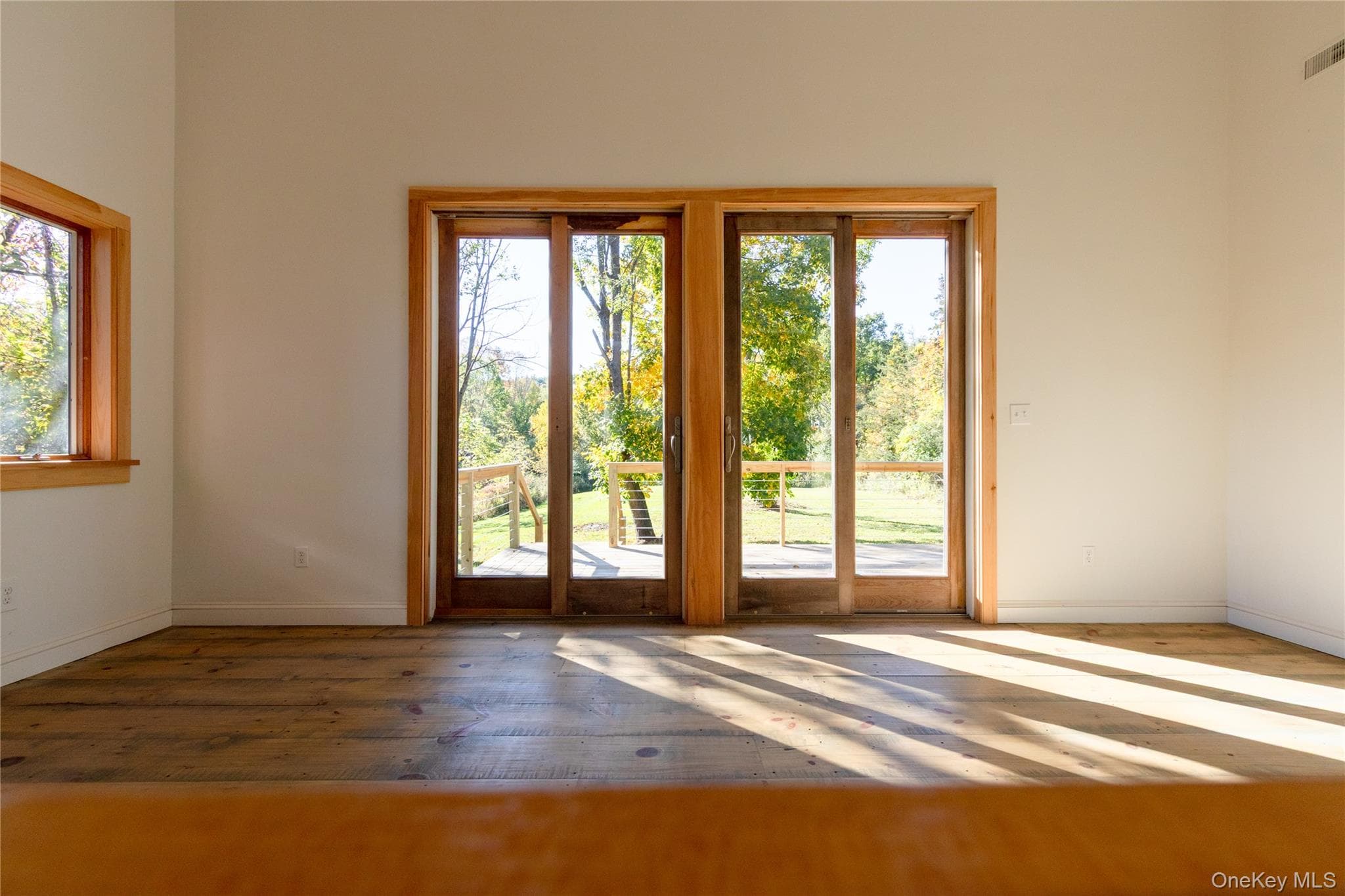1024 Livingston Road thumbnail 9
