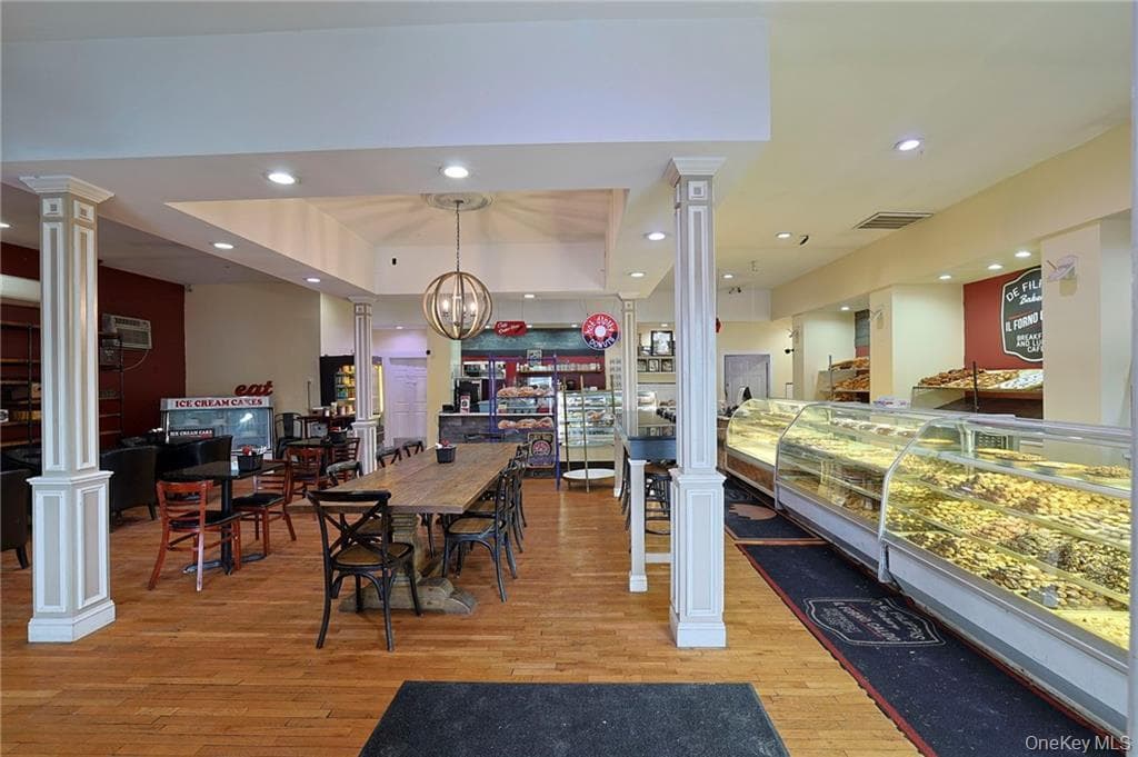 506 Broadway thumbnail 12