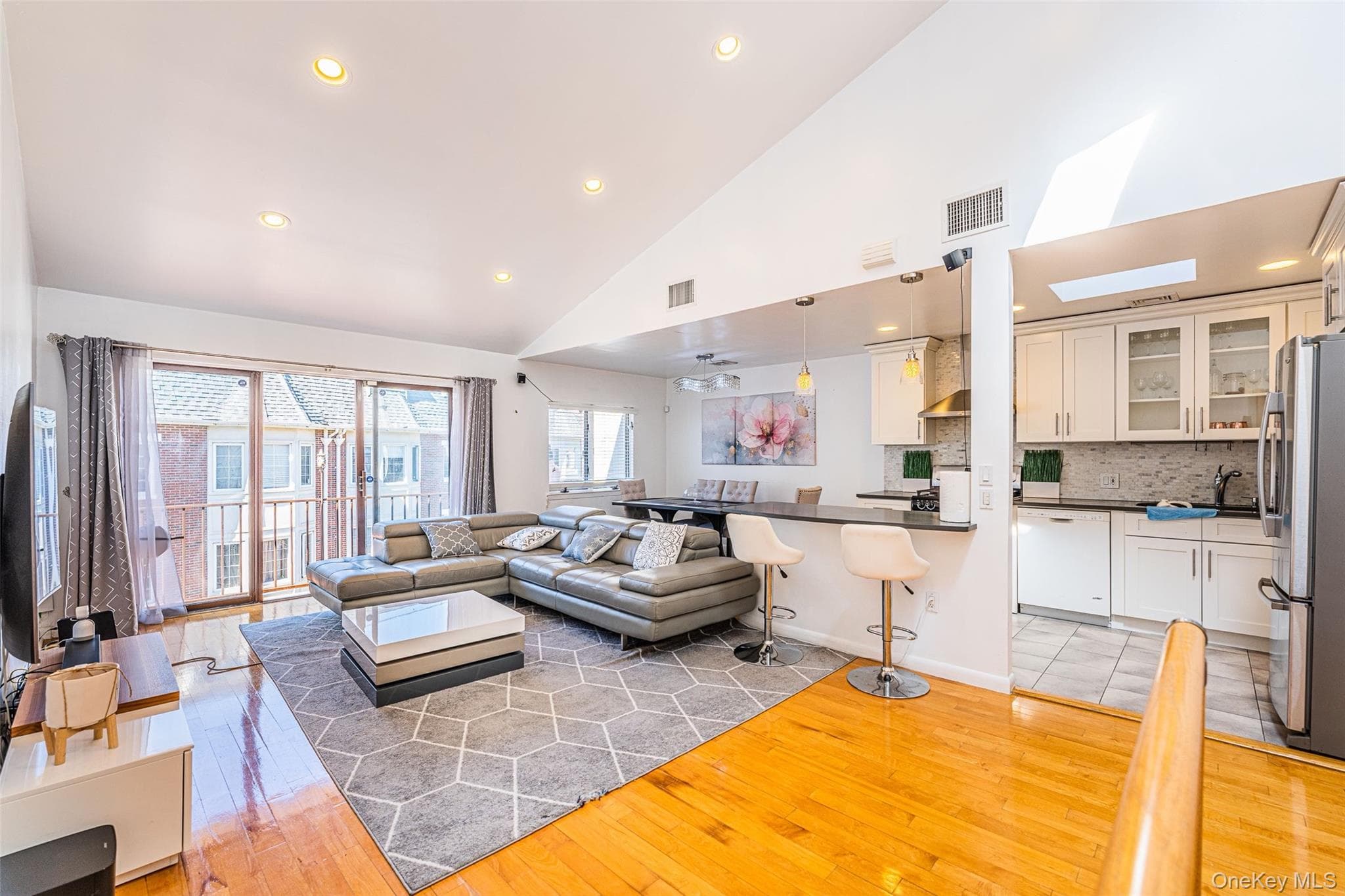12012 Riviera Court Unit: 20B thumbnail 7