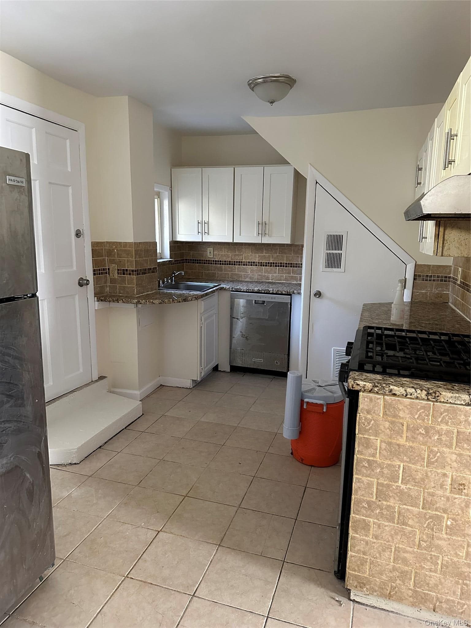 6 Snowden Avenue Unit: 4 thumbnail 19