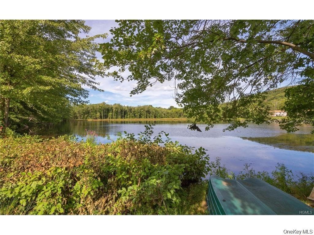 607 Mountain Laurel Drive thumbnail 31