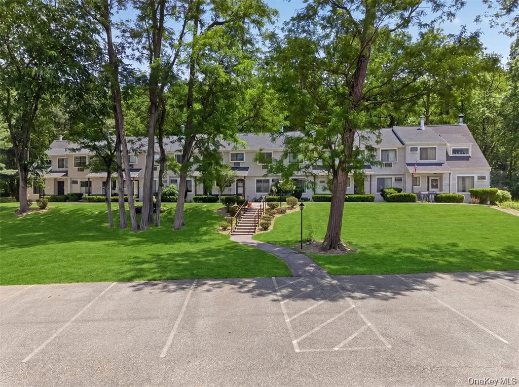 607 Mountain Laurel Drive thumbnail 5