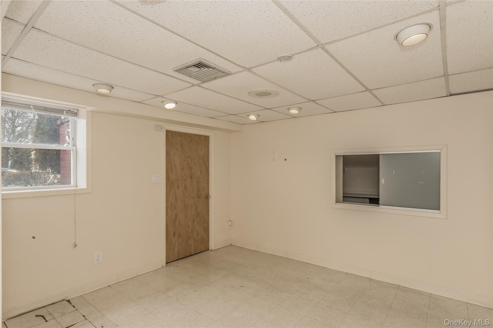 325 E Park Avenue thumbnail 34