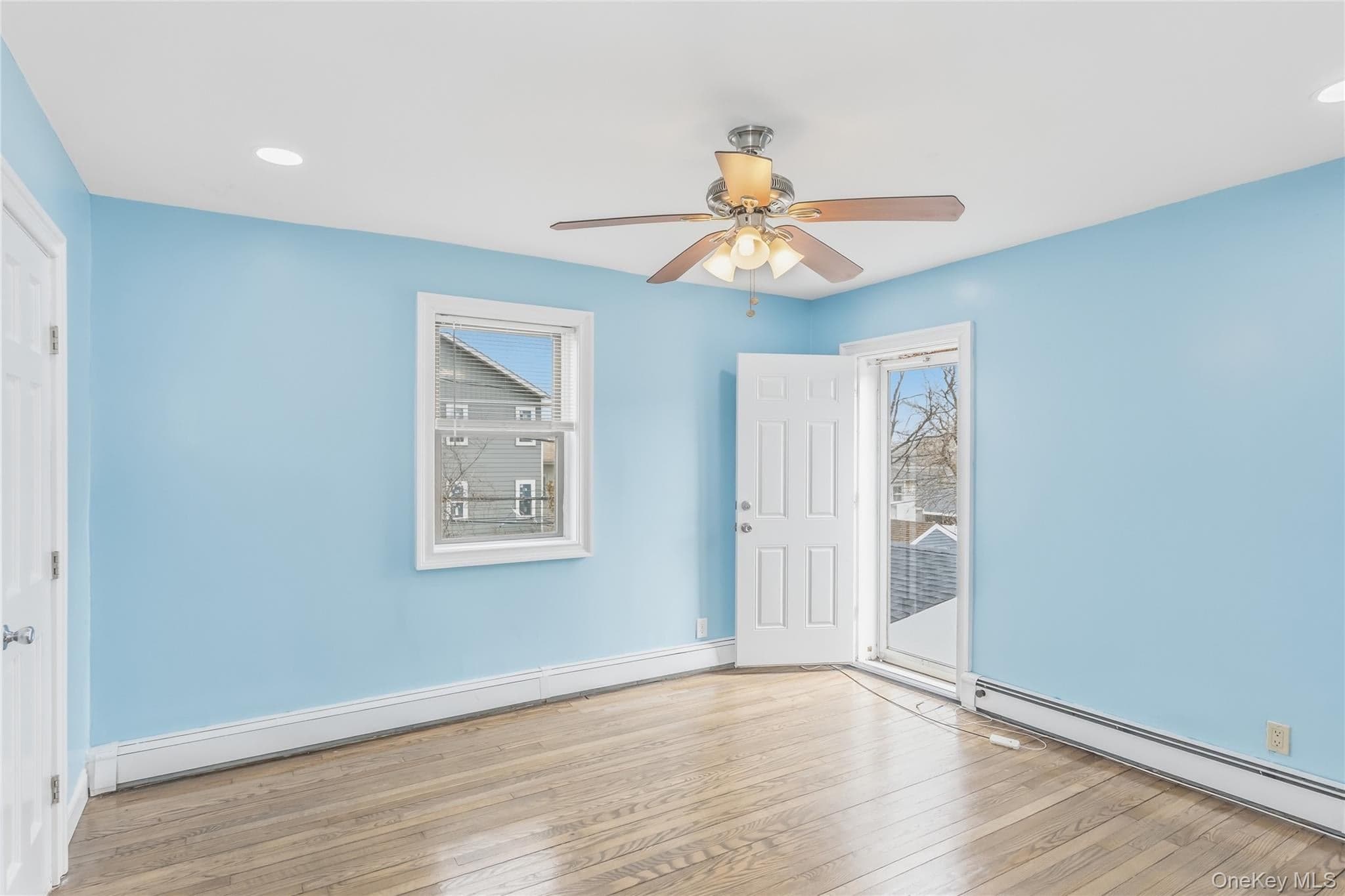 325 E Park Avenue thumbnail 15