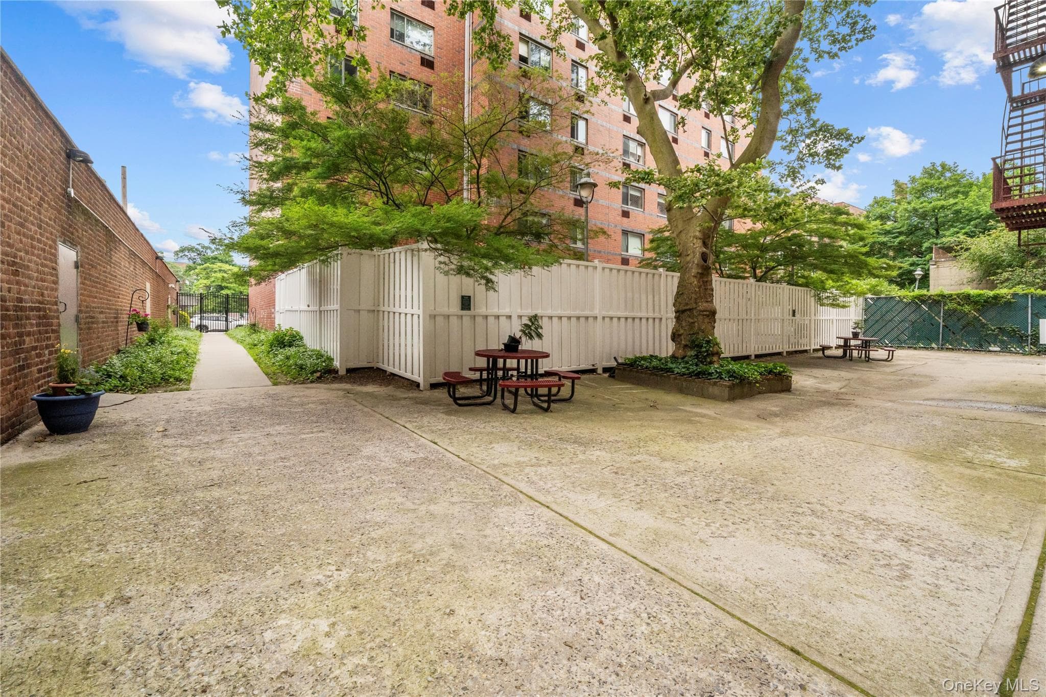 3260 Netherland Avenue Unit: 3F thumbnail 4