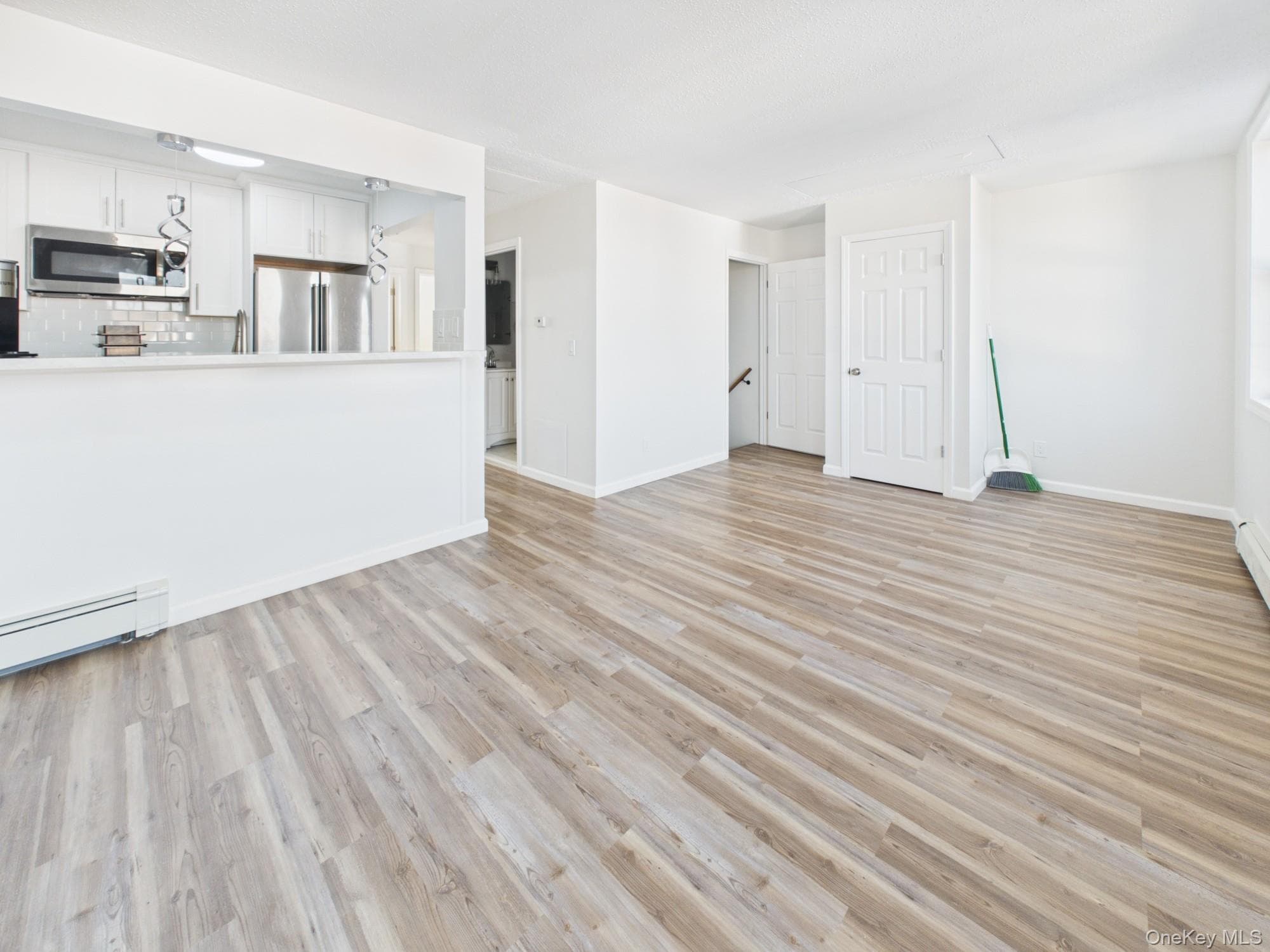 1222 Vyse Avenue thumbnail 13